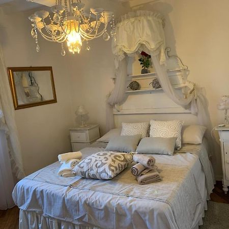 Appartamento Incantevole Nel Centro Di Арецо Екстериор снимка
